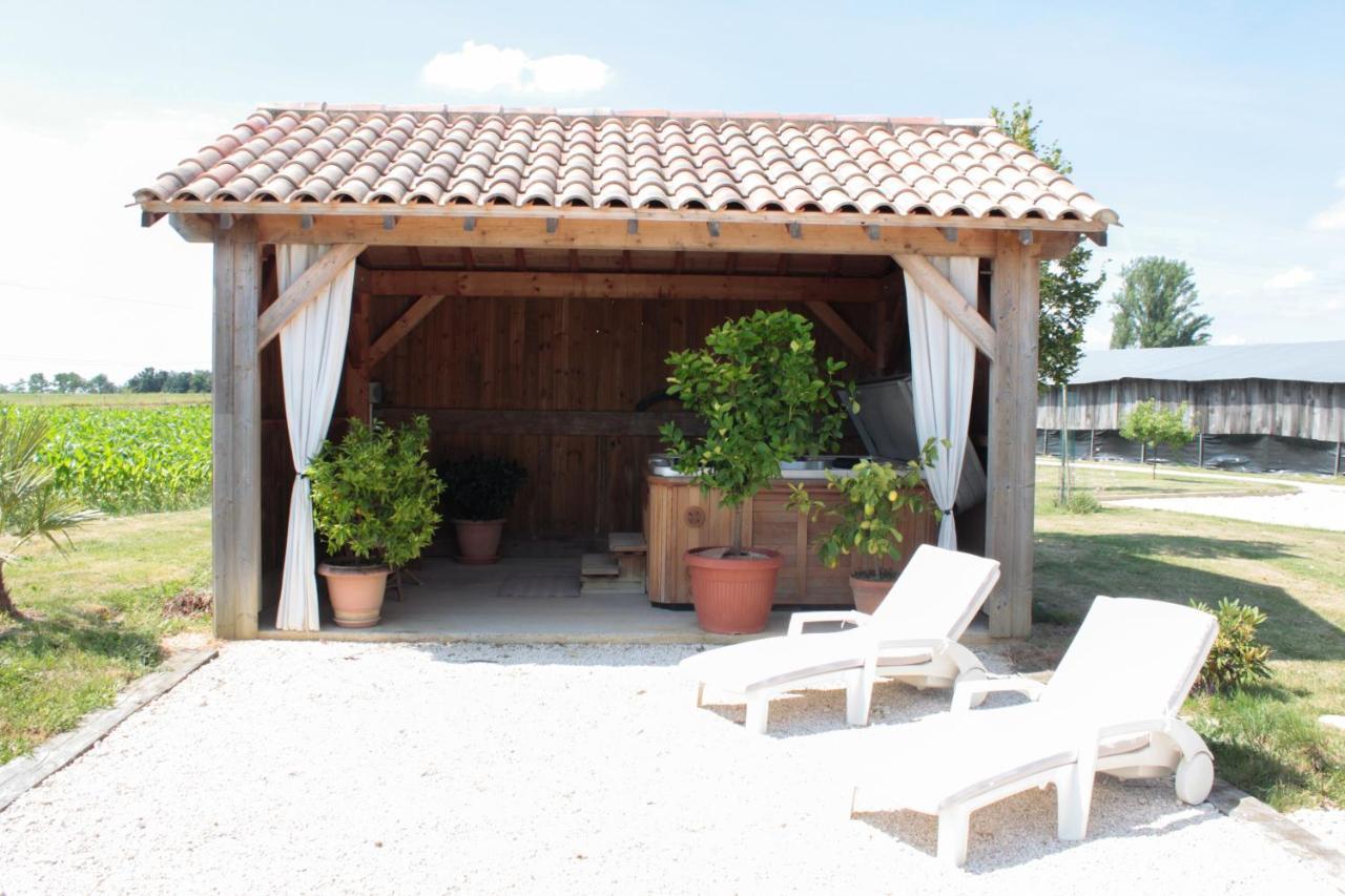 Chambre D'Hotes La Ferme De La Croix. Saint-Avit-Sénieur Kültér fotó