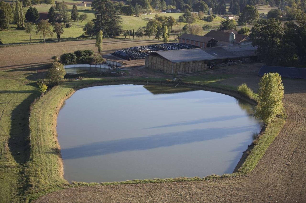 Chambre D'Hotes La Ferme De La Croix. Saint-Avit-Sénieur Kültér fotó