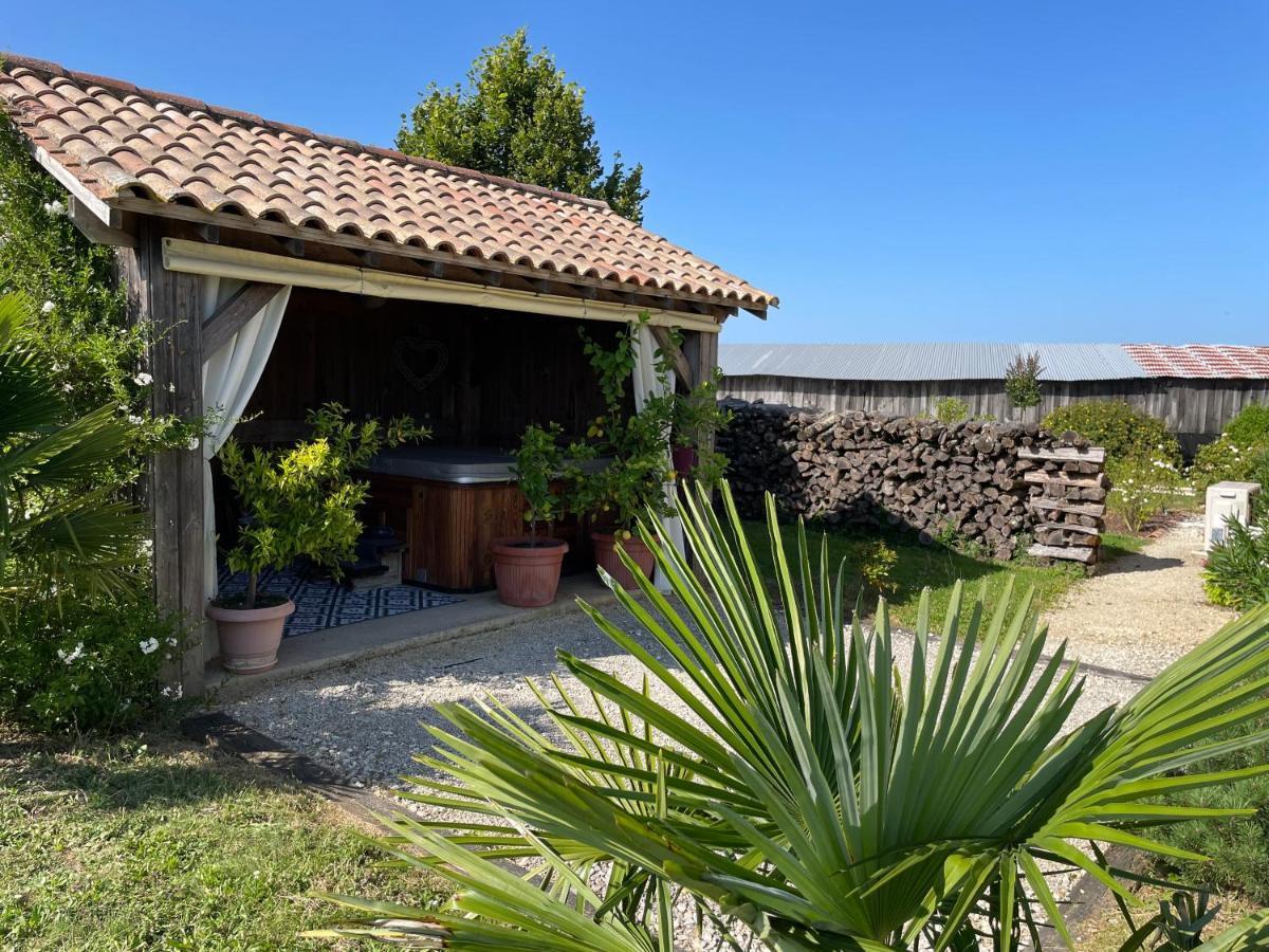Chambre D'Hotes La Ferme De La Croix. Saint-Avit-Sénieur Kültér fotó