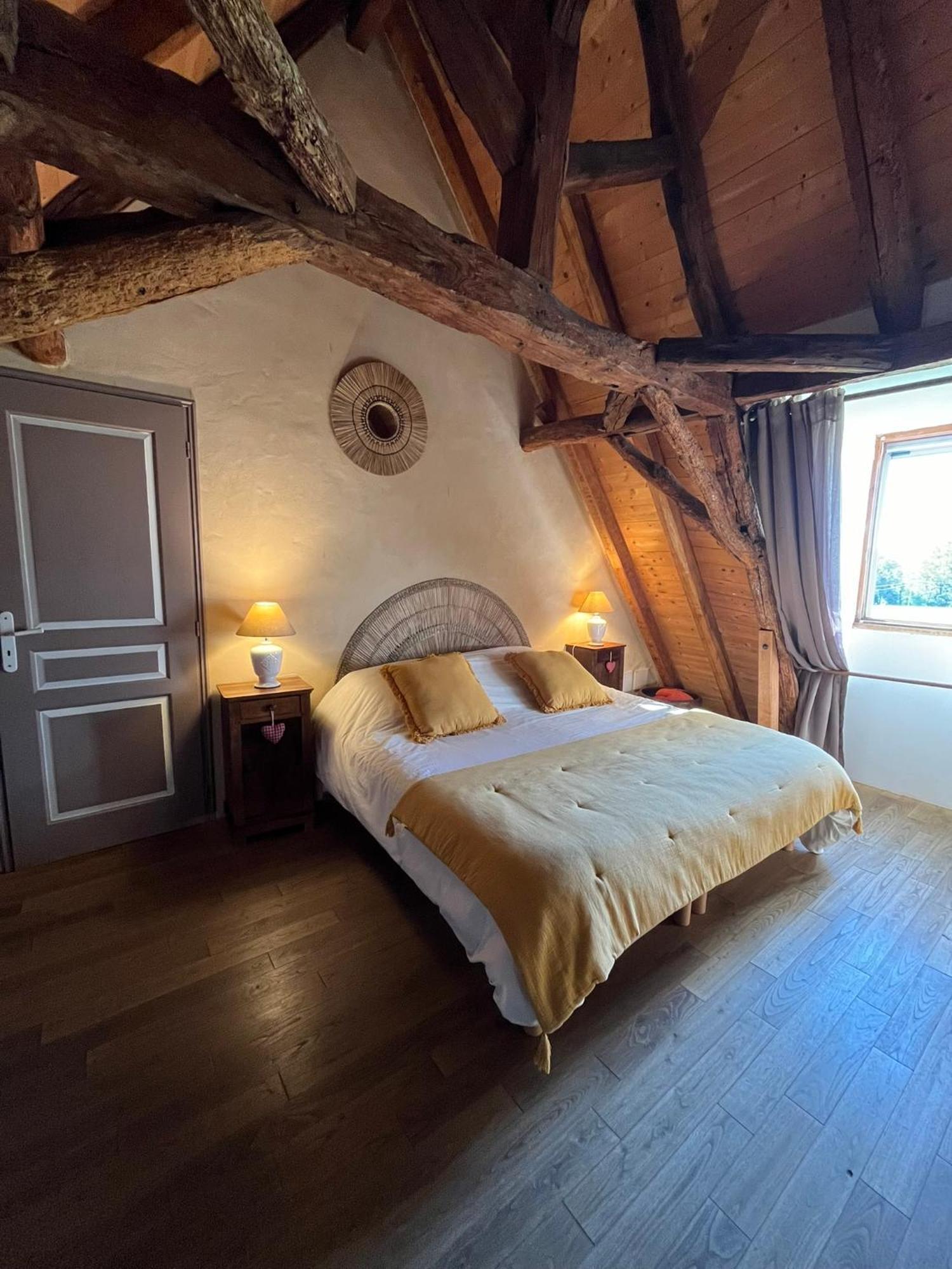Chambre D'Hotes La Ferme De La Croix. Saint-Avit-Sénieur Kültér fotó